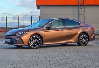 Toyota Camry 2024/2025 testy Superauto.pl