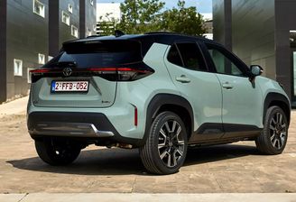 Nowa Toyota Yarics Cross 2024