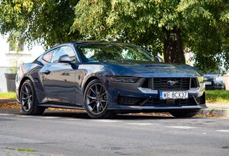 Ford Mustang Dark horse