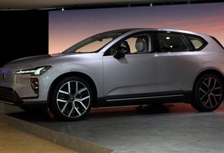 Volvo EX60