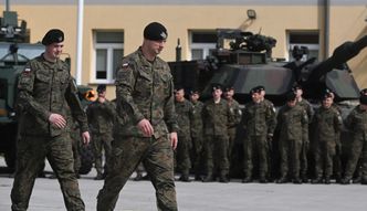 Polska jest "gwiazd" NATO w zakupach broni. Produkcja jest jednak za niska