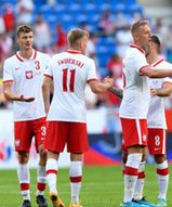 Zaczynali w czwórkę, teraz gra większość kontynentu. Tak rozwijały się mistrzostwa Europy