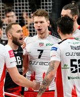 Gorące starcie w hali Podpromie. Asseco Resovia z kompletem punktów