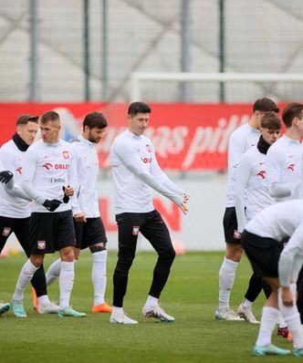 Kiedy startują eliminacje Euro 2024? Z kim Polacy zagrają w marcu? Gdzie oglądać?
