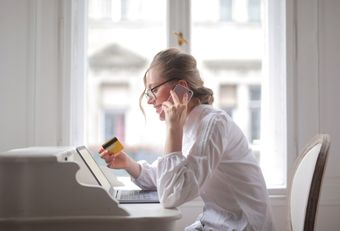 Jak aktywować kartę Erste Bank Polska?