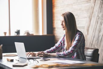Jak sprzedać mieszkanie z kredytem hipotecznym w euro?