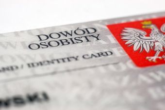 Nowy dowód osobisty – jak poradzimy sobie w banku?