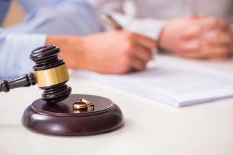 Kredyt hipoteczny i rozwód – poradnik dla kredytobiorców