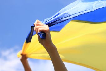 Kredyt gotówkowy dla obywateli Ukrainy. Jakie warunki należy spełnić?