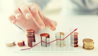 Inflacja w Polsce wynosi {{economicIndexInflationYearToYear}}