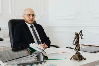 Wyrok unieważniający kredyty WIBOR: Co to znaczy dla kredytobiorców?