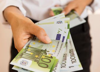 Lokaty w euro – co warto wiedzieć w {{year}} roku?