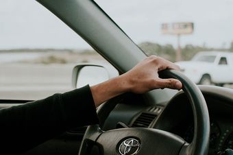 Modele hybrydowe z innowacyjnym finansowaniem od Toyota Bank i Toyota Leasing