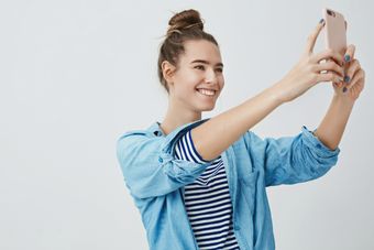 Czy można wziąć kredyt gotówkowy tylko na selfie lub mDowód?