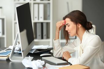 Chcesz podwyżki? Ponad połowa Polaków też, ale boją się zapytać