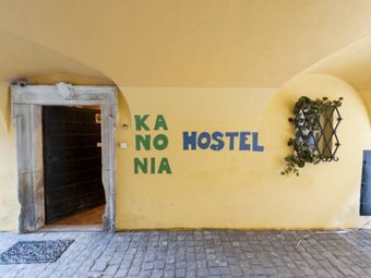 Kanonia Hostel & Apartments