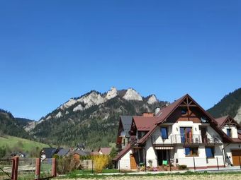 Trzy Korony Apartamenty i Pokoje Gościnne 