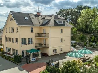 D.L. Błażkiewicz - Pensjonat