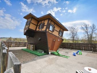 Chatka Wariatka - Dom Na Dachu