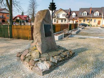 Obelisk na pamiątkę 900-lecia miasta Drohiczyn