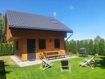 Drewniany domek w centrum