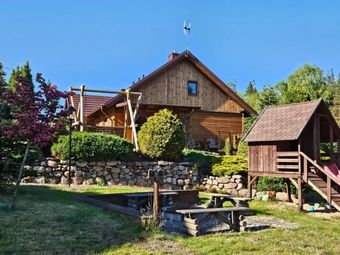 Pokoje i domki przy Leśniczówce