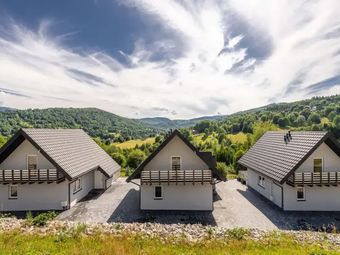 ZIELONE WZGÓRZE DOMKI CAŁOROCZNE-WYNAJEM