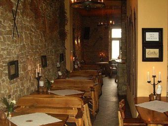 KARCZMA U BRACI KIEMLICZÓW