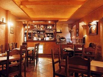 Restauracja, Pizzeria, Kawiarnia Villa Toscana