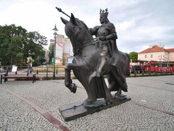 Pomnik króla Kazimierza Jagiellończyka
