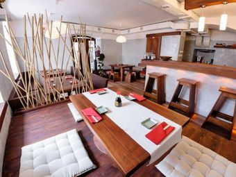 Oyshi Sushi & Sake Bar