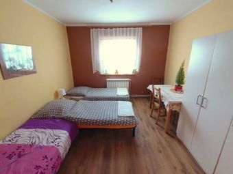 Pokoje Gościnne Pod Różami