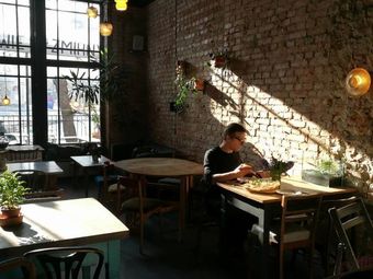 Klubokawiarnia Dwie Zmiany