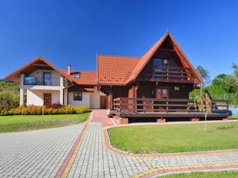 Dom z apartamentami Powrócisz Tu