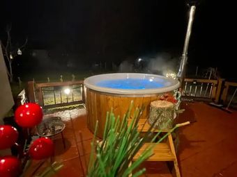 DOM- Apartamenty Paszkówka A i B