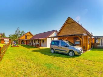 Wesoła 13! Domki w Chłopach.