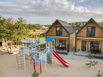 Huśtawka i Hamak - Domki z Basenem