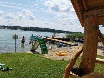 Domki letniskowe z basenem i dostępem do prywatnej plaży