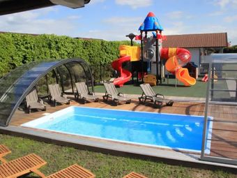 Domki Zatoka z basenem 