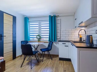 DOMKI - POKOJE - CAMPING 'KOTWICA'