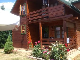 DOMEK RODZINNY NAD JEZIOREM BIAŁYM