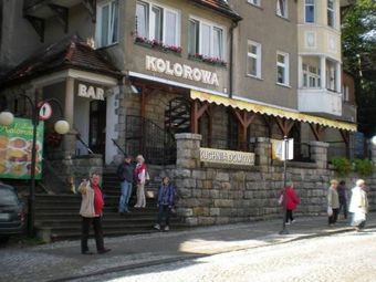 BAR KOLOROWA