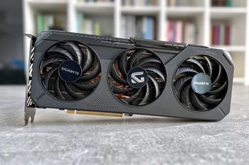 Radeon RX 9070 GRE już w sklepach. Ile trzeba zapłacić za nową kartę AMD?