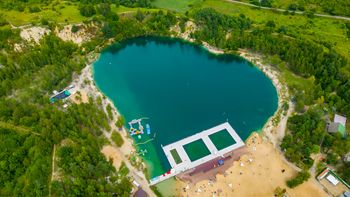 Wycieczka nad polski Balaton: woda jak w alpejskim jeziorze, złota plaża i przyjemne zaskoczenie