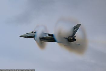 Niemcy wspierają polską armię. Przerzucili myśliwce pod Warszawę