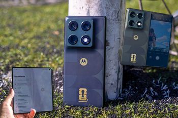 Pierwszy taki, ale czy udany? Recenzja Motoroli razr fold