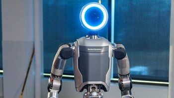 Robot Atlas od Hyundai umie grać w piłkę nożną. Mundial za rogiem