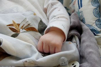 Pijani rodzice opiekowali się dziećmi. Matka upuściła niemowlę