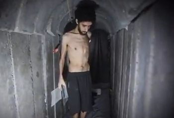 Hamas pokazał nagranie z zakładnikami. Oburzenie w Europie