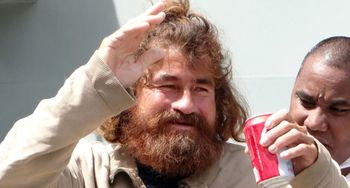 Przetrwał 438 dni na morzu. Niezwykła historia Salvadora Alvarengi